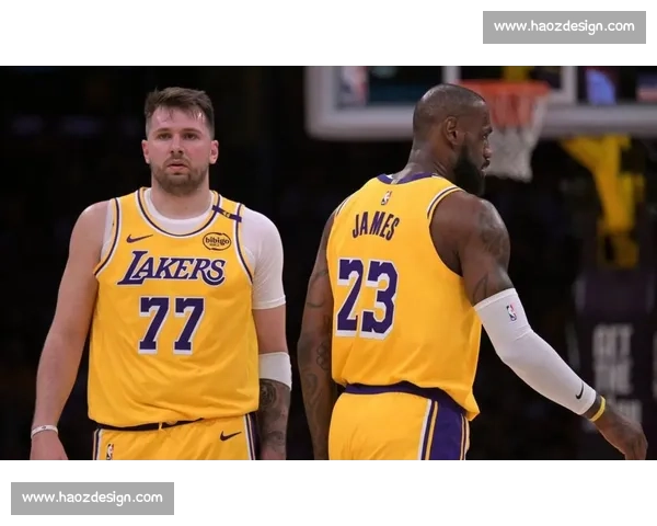 湖人对阵热火德拉季奇关键时刻爆发左右比赛走向焦点攻防博弈引爆话题